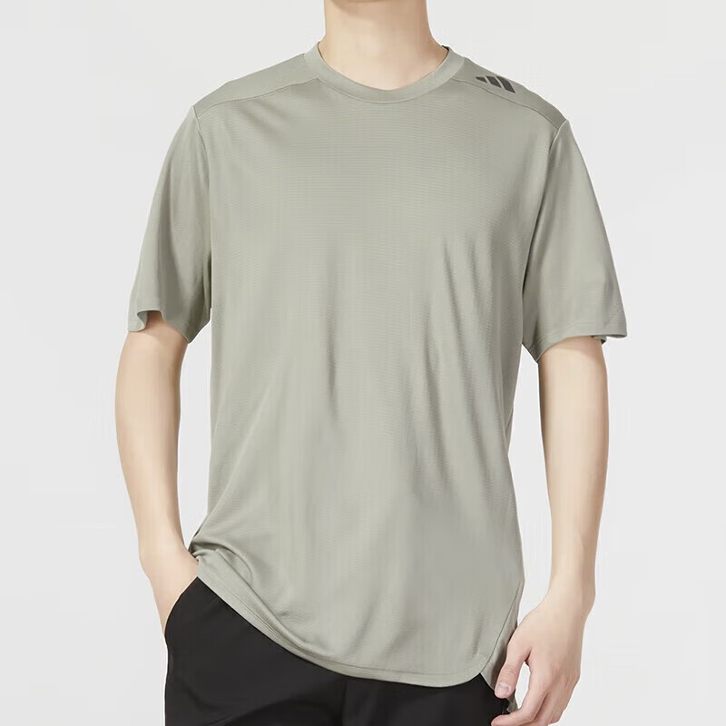 阿迪達(dá)斯 短袖男 訓(xùn)練運(yùn)動(dòng)休閑寬松T恤IB9091