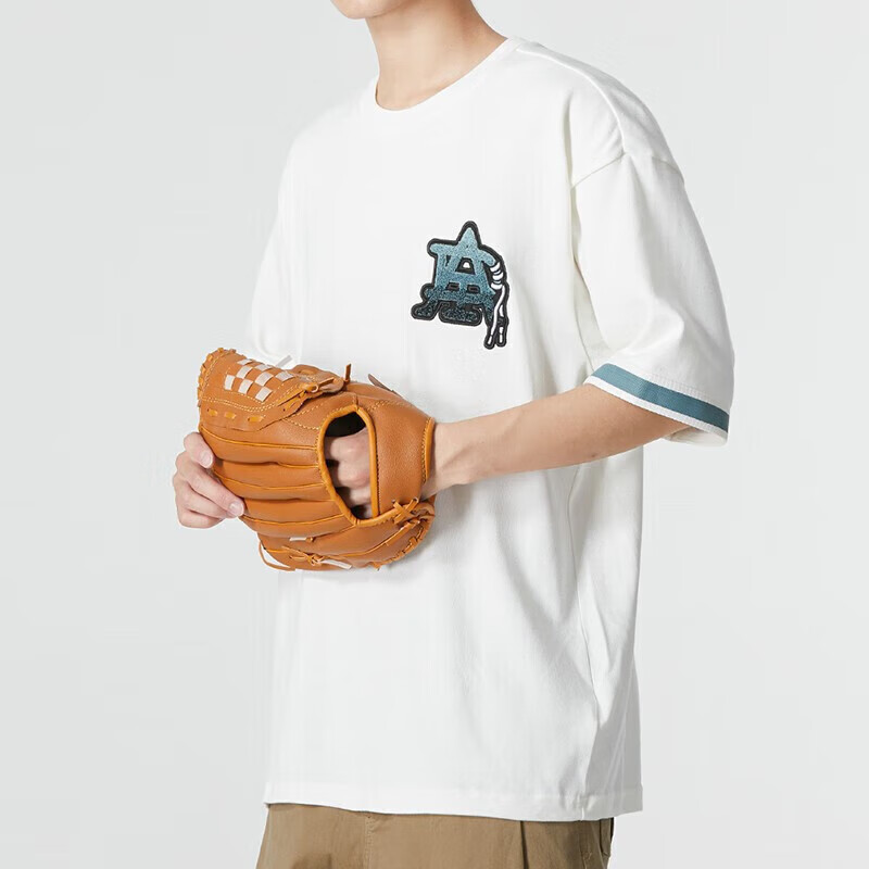 阿迪達(dá)斯  三葉草男裝 健身訓(xùn)練運(yùn)動服潮流時尚舒適透氣圓領(lǐng)短袖T恤 HS2016