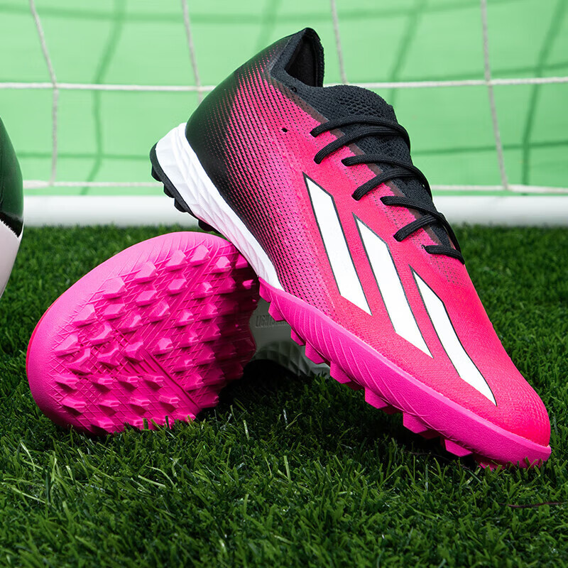 阿迪達(dá)斯 中性 足球鞋 GZ2440