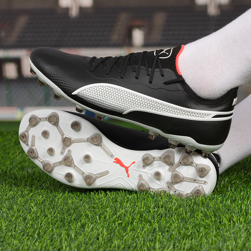 彪馬KING ULTIMATE 3.0 MG短釘人草足球鞋 107252-01