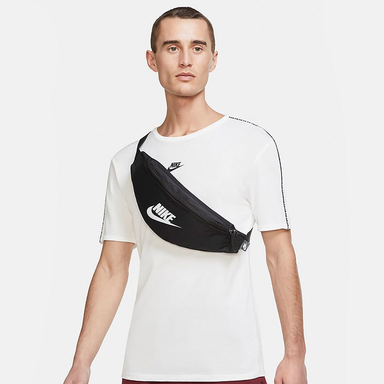 Nike耐克男女腰包運(yùn)動(dòng)胸包斜挎包背包DB0490-010