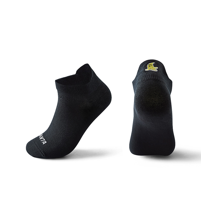 安踏運(yùn)動(dòng)襪跑步健身訓(xùn)練防臭吸濕排汗舒適精梳棉卡通圖案平板短襪192528312-1